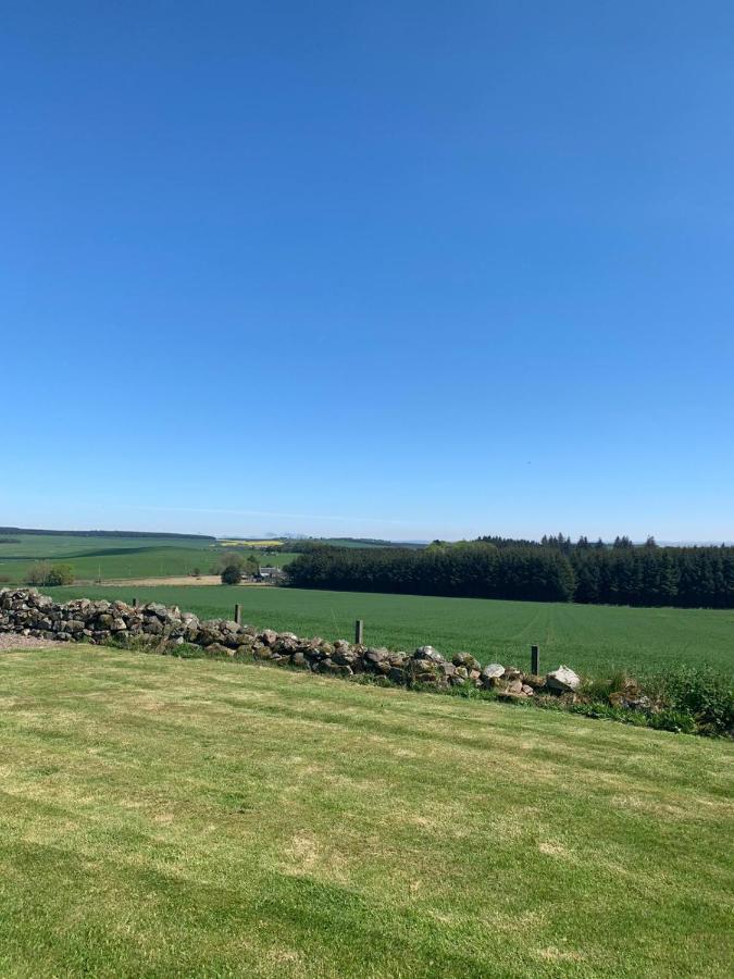 Meikle Aucheoch Cottage, Hot Tub, Near Maud, In The Heart Of Aberdeenshire Holiday home Peterhead