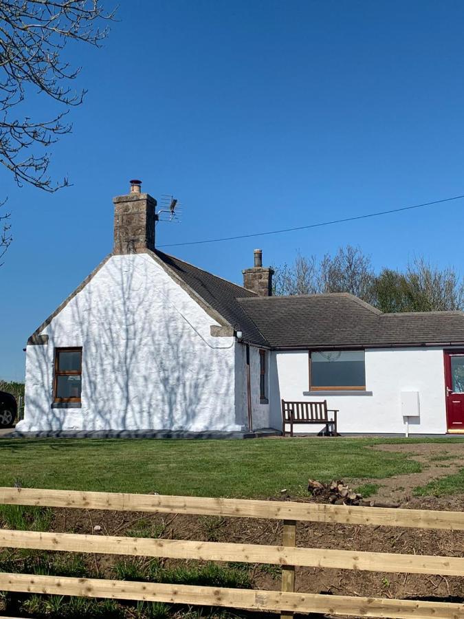 Meikle Aucheoch Cottage, Hot Tub, Near Maud, In The Heart Of Aberdeenshire Holiday home *