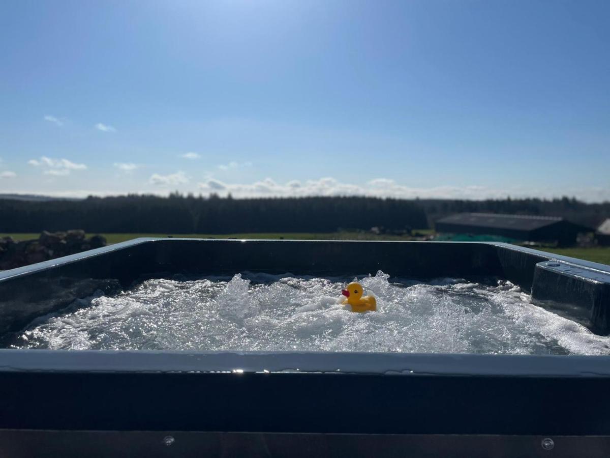 Meikle Aucheoch Cottage, Hot Tub, Near Maud, In The Heart Of Aberdeenshire *