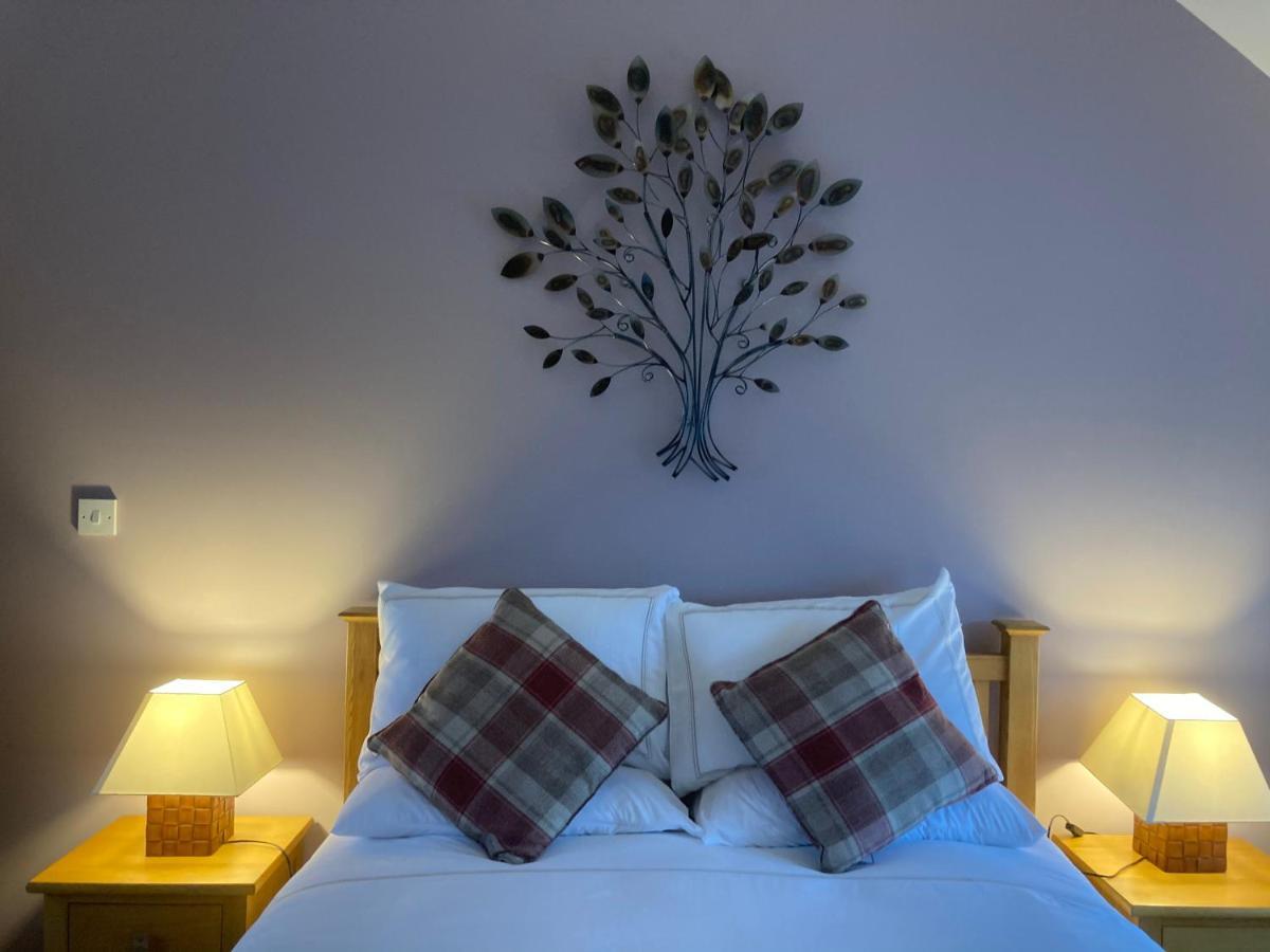 Meikle Aucheoch Cottage, Hot Tub, Near Maud, In The Heart Of Aberdeenshire Holiday home Peterhead